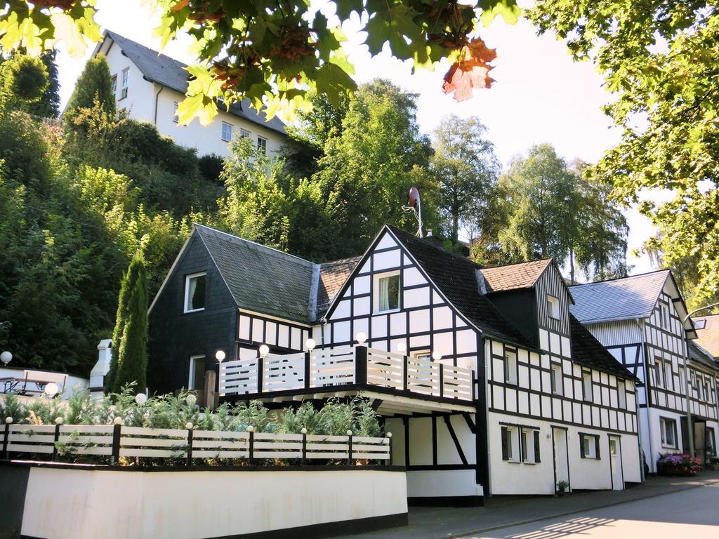 Pretty Holiday Home Near The Ski Area Schmallenberg Exterior foto