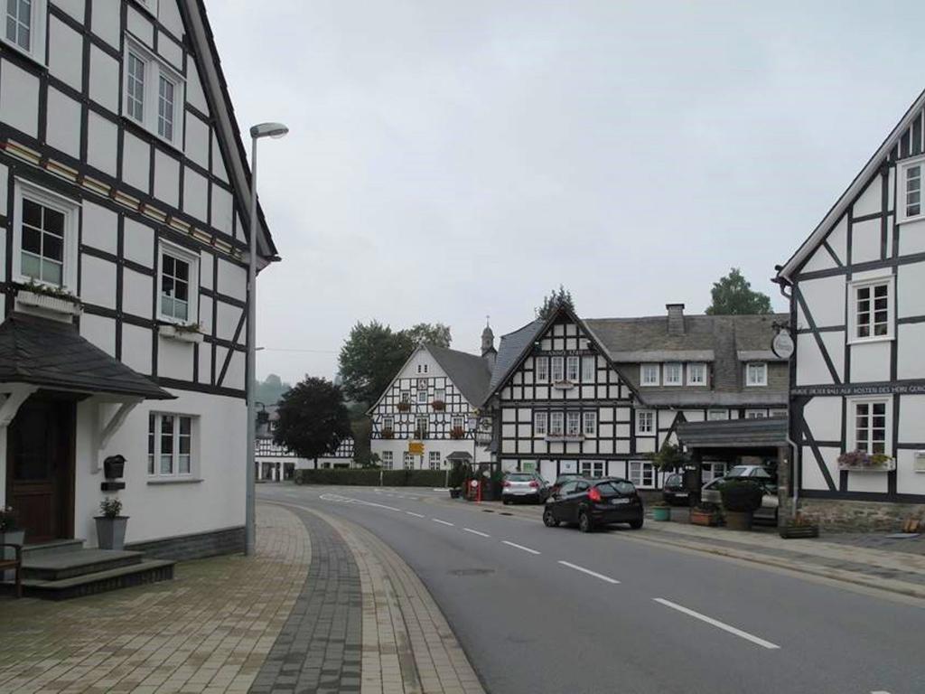 Pretty Holiday Home Near The Ski Area Schmallenberg Exterior foto